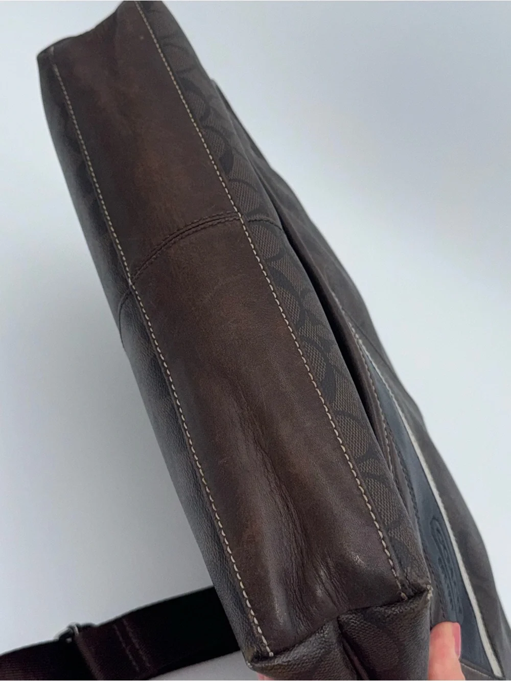 Coach F70339 Heritage Signature Leather Messenger Laptop Crossbody Bag Brown